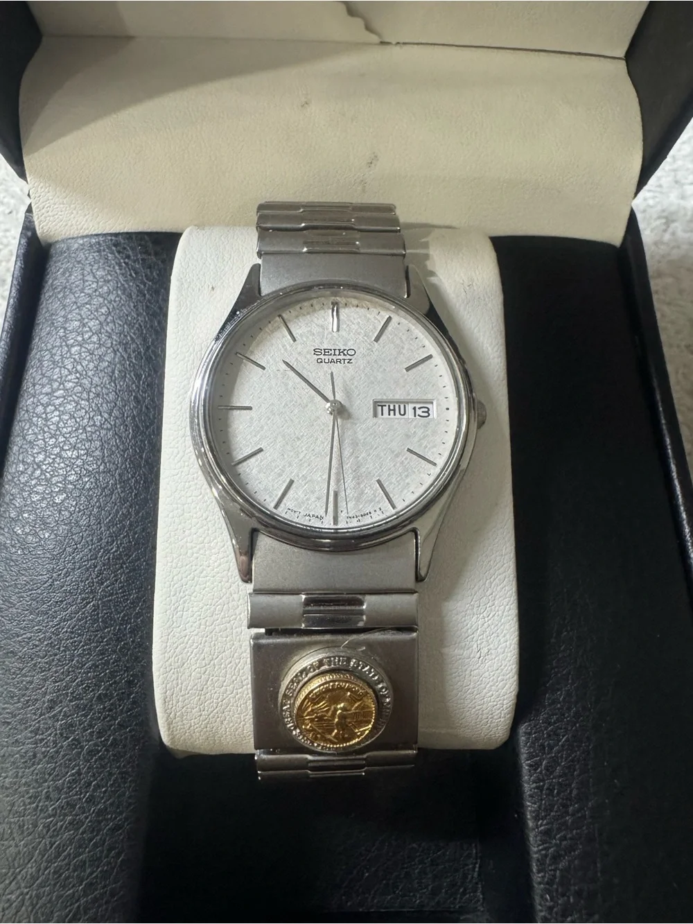 #182 Seiko Quartz Men's Silver Dial Stainless Watch
